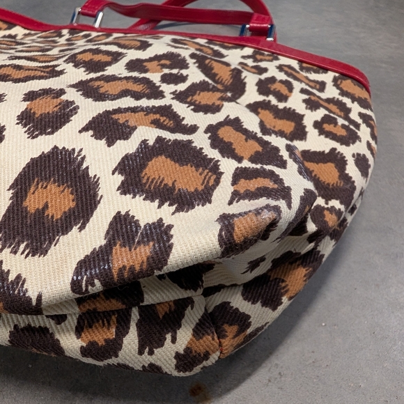 ISABELLA FIORE Y2K leopard cherry purse bag - Picture 6 of 11